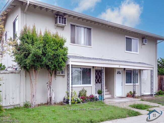 Building Photo - 611 Laura Dr