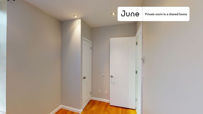 Foto del edificio - Room in Shared 3 bed/2 bath home