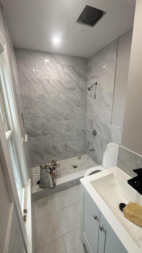 Foto principal - 5 Woodale Ave
