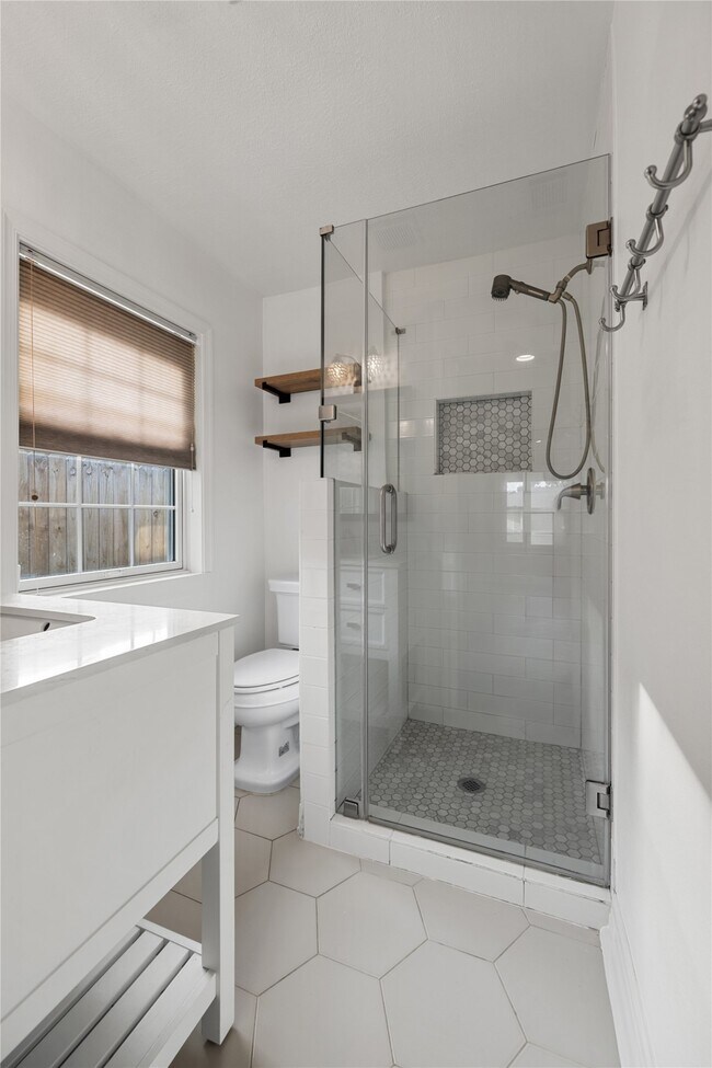 Foto del edificio - 2210 Nina Lee Ln
