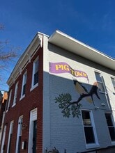 Building Photo - 417 Scott St