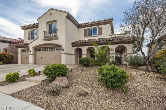 Foto del edificio - 2425 Luberon Dr