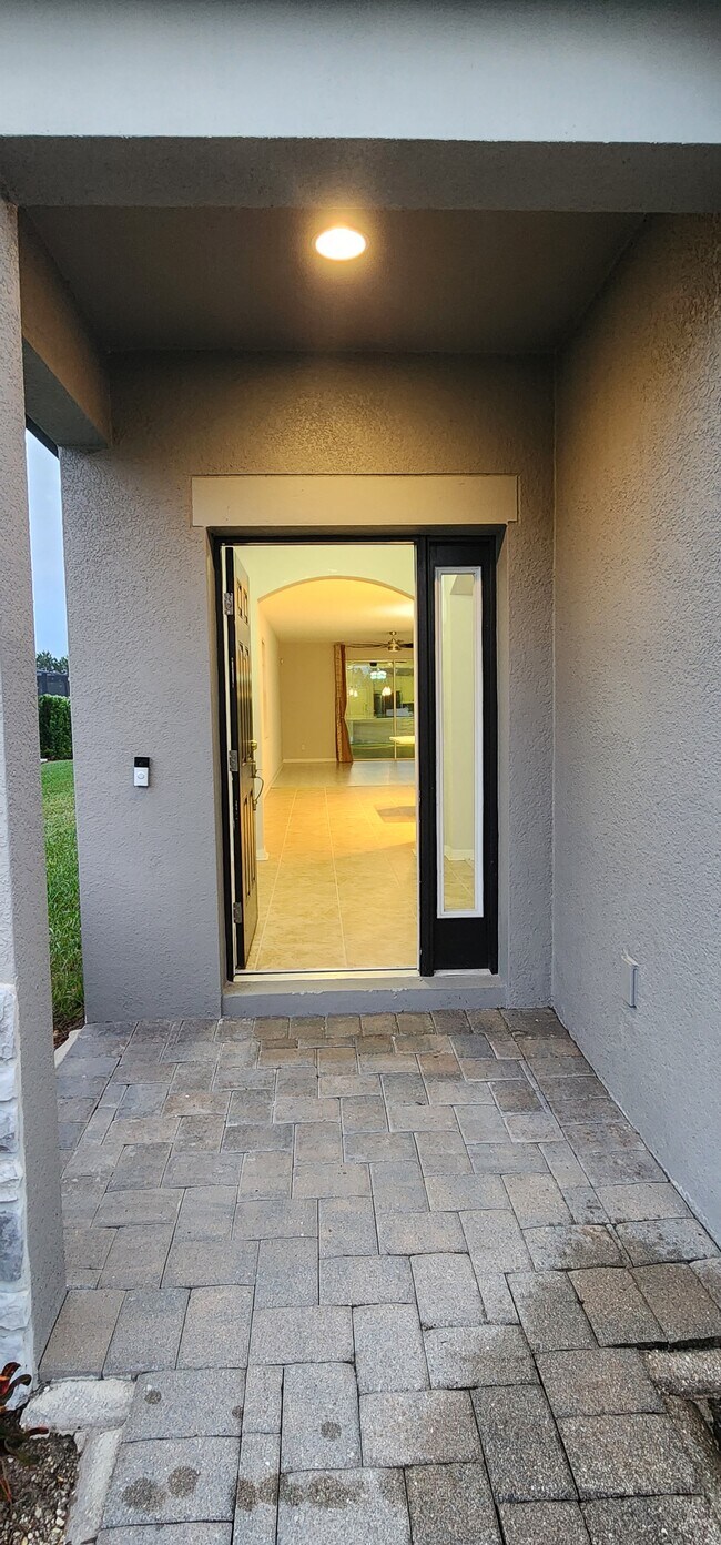 Foto del edificio - 19376 Blossom Vine Ln