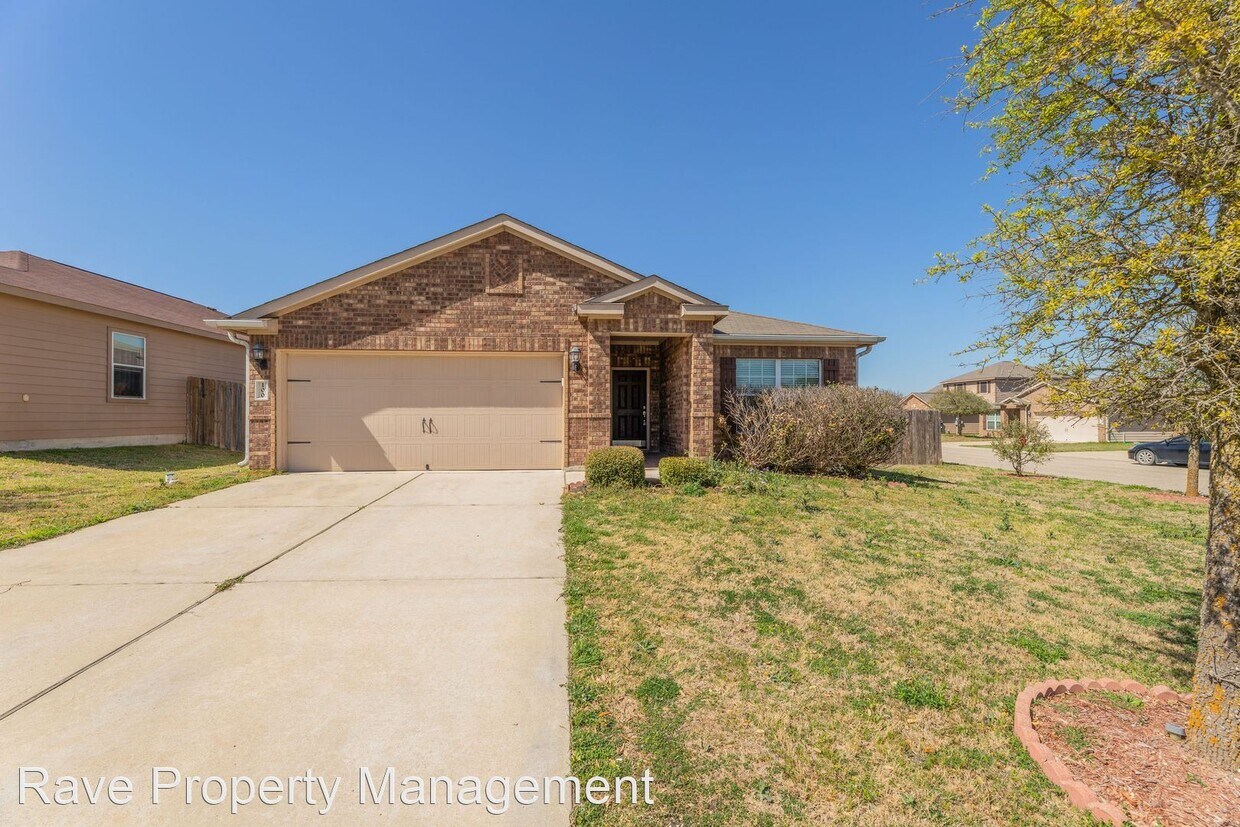 Foto principal - 3 br, 2 bath House - 100 J E Brown