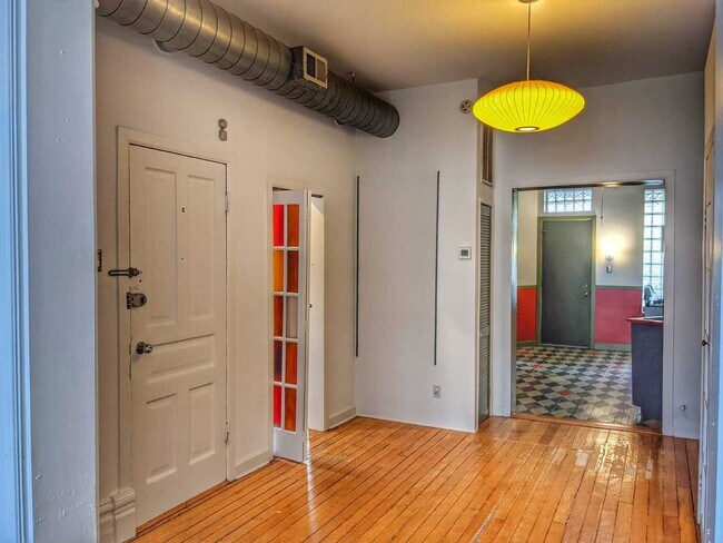 Foto del edificio - 1253 N Paulina St