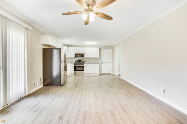 Building Photo - 4872 Duncan Dr