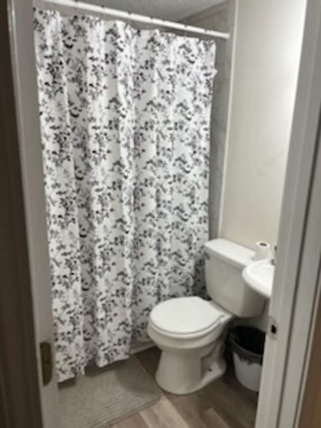 Building Photo - 110 A St