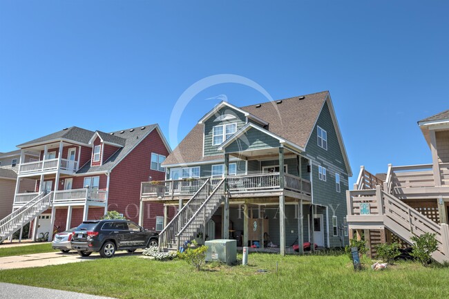 Building Photo - 510 W Archdale St