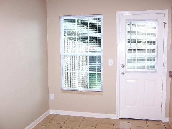 Foto del edificio - 1211 N Church St