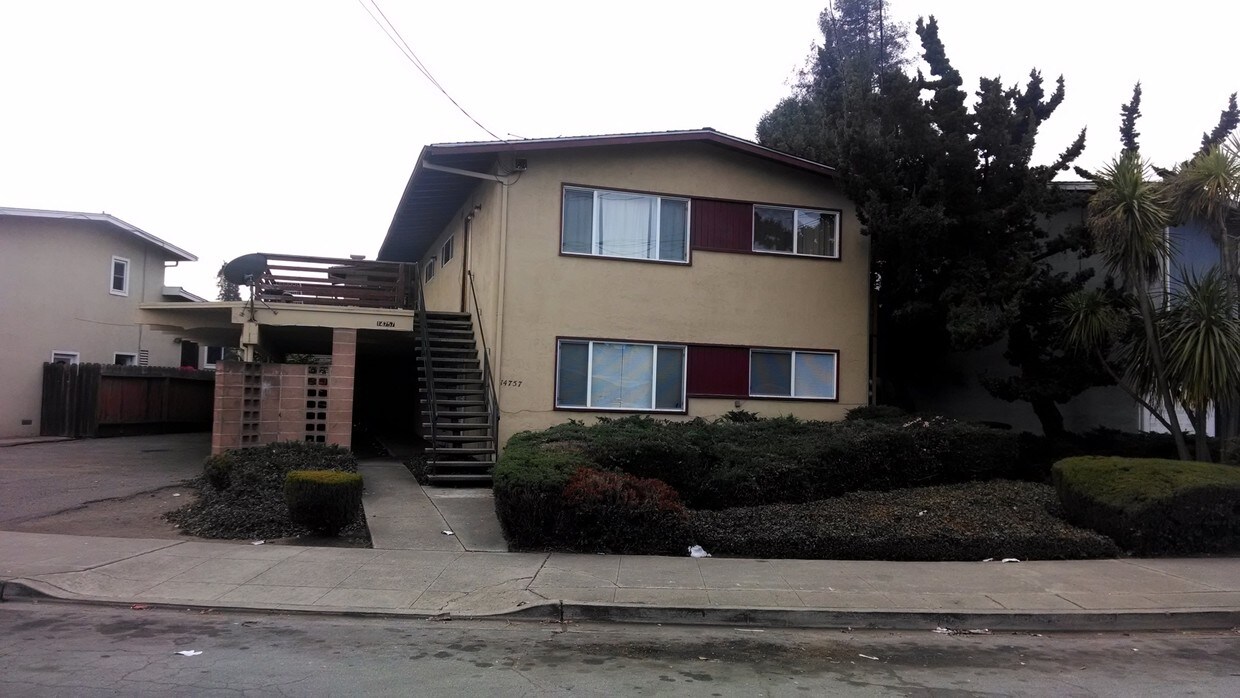 Primary Photo - 14757 Martell Ave