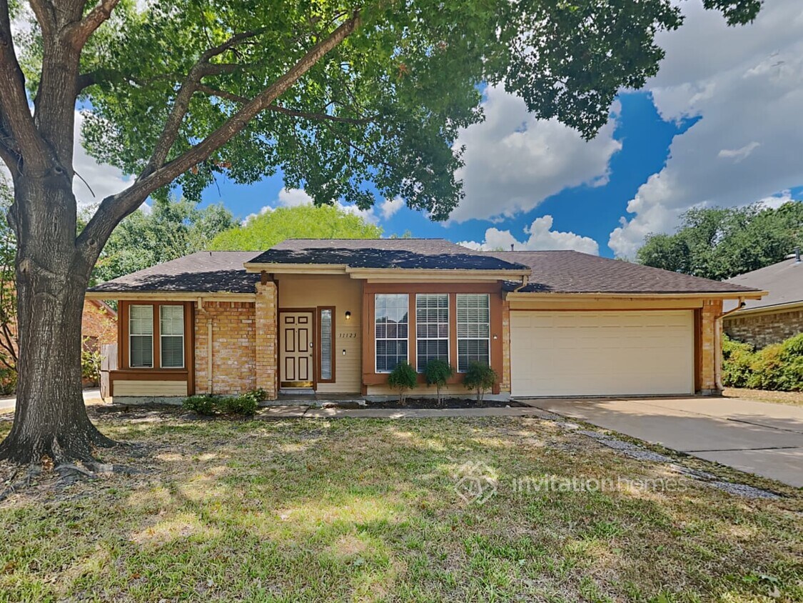 Primary Photo - 11123 Hidden Bend Dr