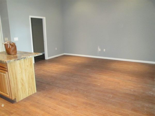 Building Photo - 308 Demers Ave