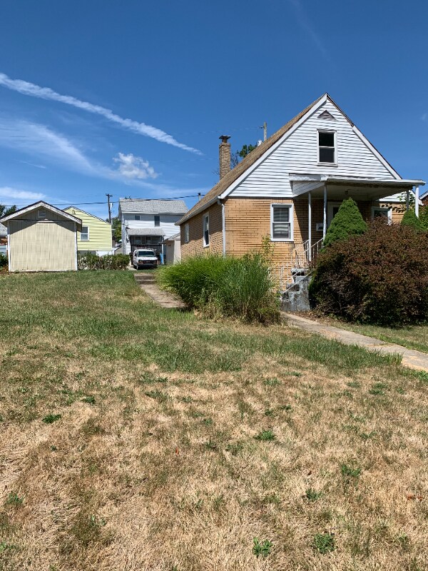 2643 Chambers St, New Kensington, PA 15068 House for Rent in New