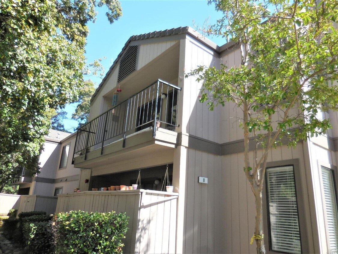 Foto principal - 1801 Marshall Rd