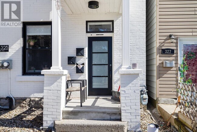 Building Photo - 325 Hinchey Ave