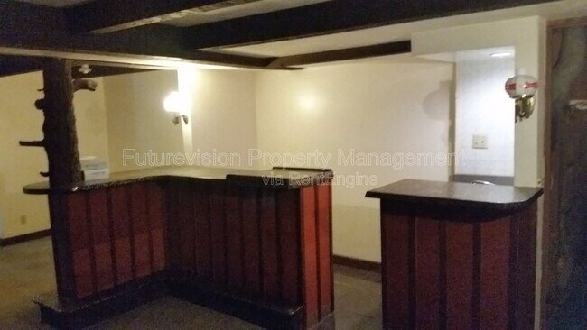 Foto del edificio - 3710 Kovarik Ln