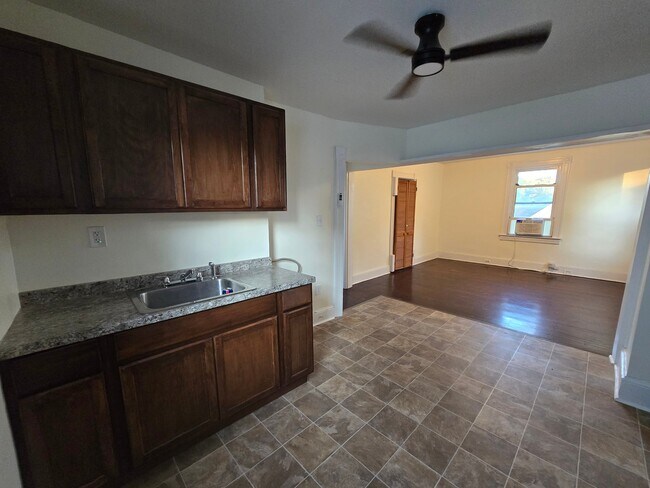 Foto del edificio - 2903 Evergreen Ave