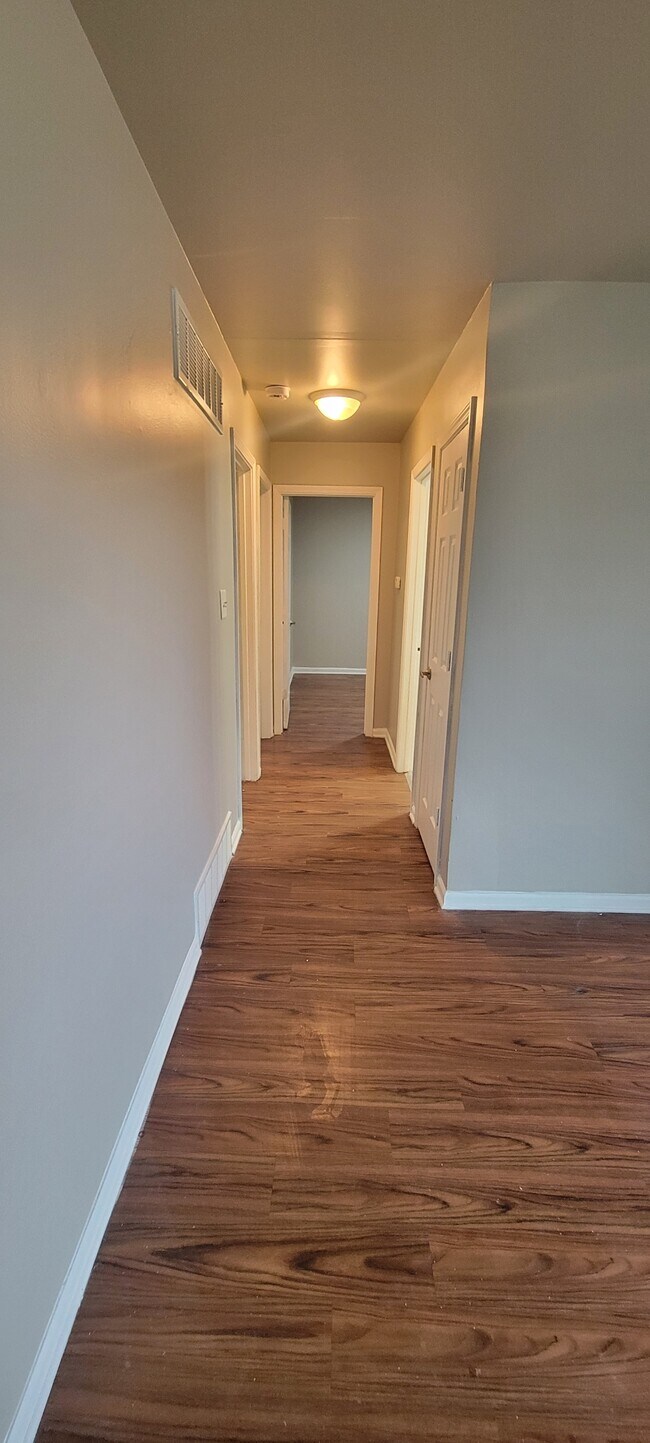 Foto del edificio - 22404 Lawndale Ave