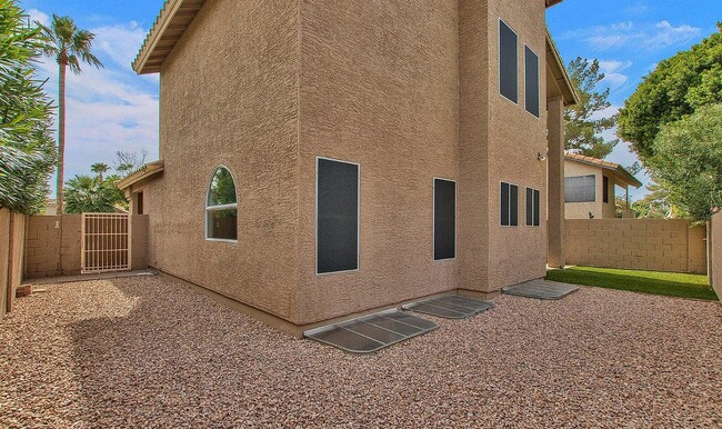 Building Photo - 3110 W Baylor Ln