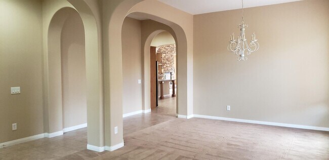 Building Photo - 5597 Villa Lucia Ct