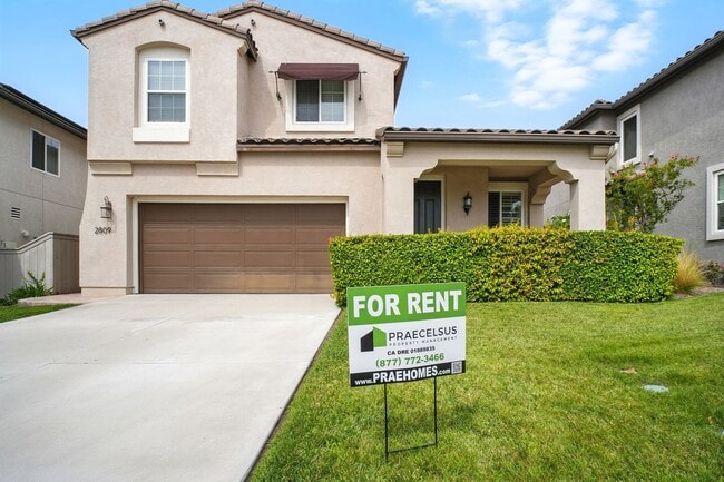 Building Photo - Beautiful 3 Bedroom in Eastlake Vistas