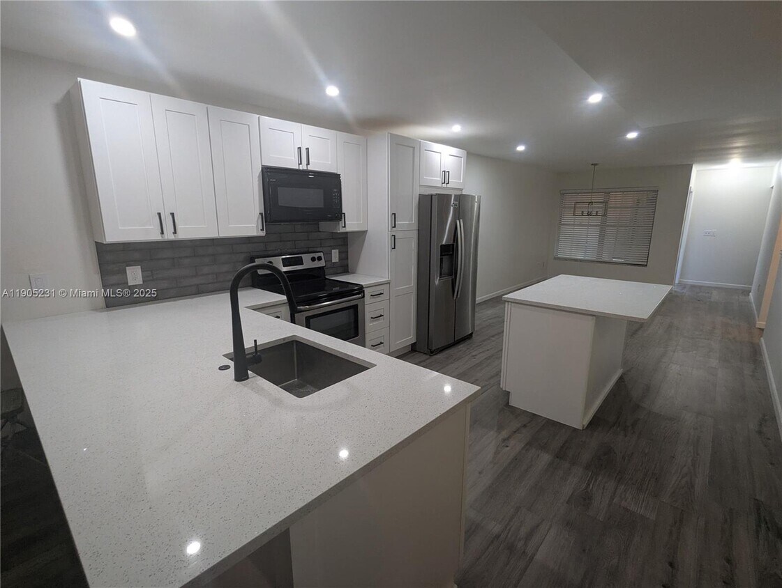 Foto principal - 5904 S Rue Rd