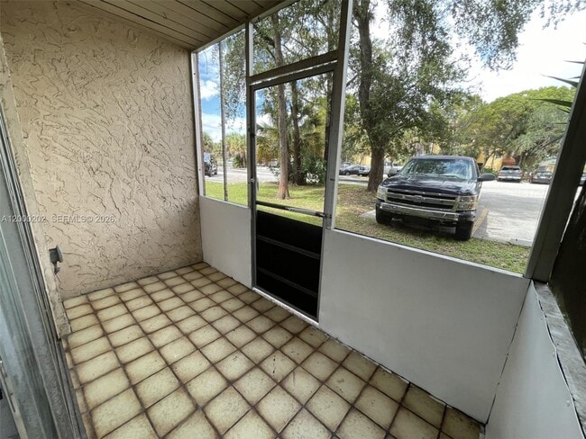 Foto del edificio - 2800 NW 56th Ave