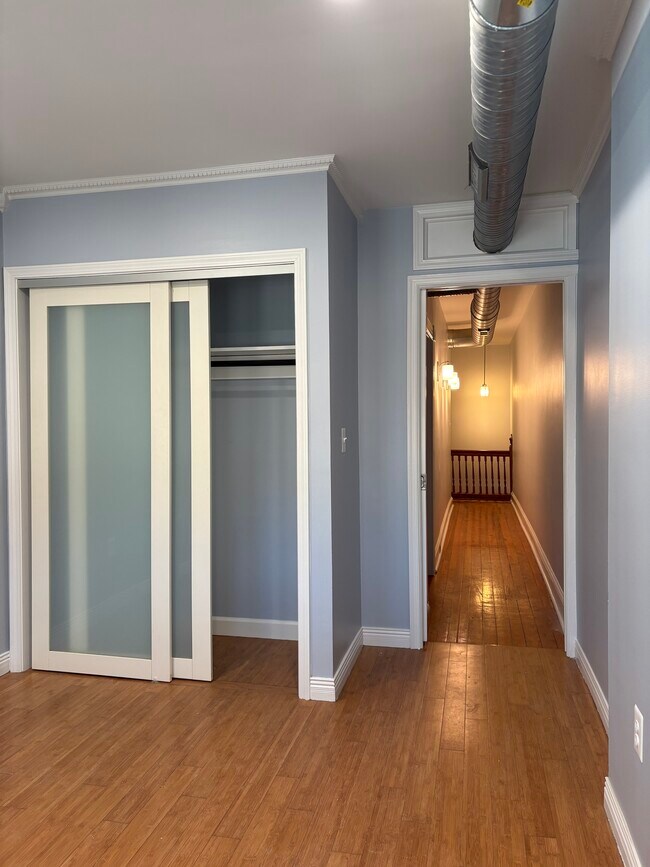 Foto del edificio - 408 W 28th St