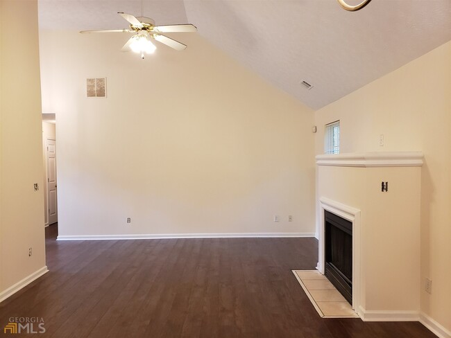 Foto del edificio - 7650 Summit Trail