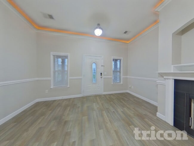 Building Photo - 801 Alley Ridge Dr