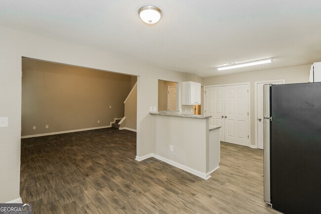 Foto del edificio - 4809 Enclave Dr