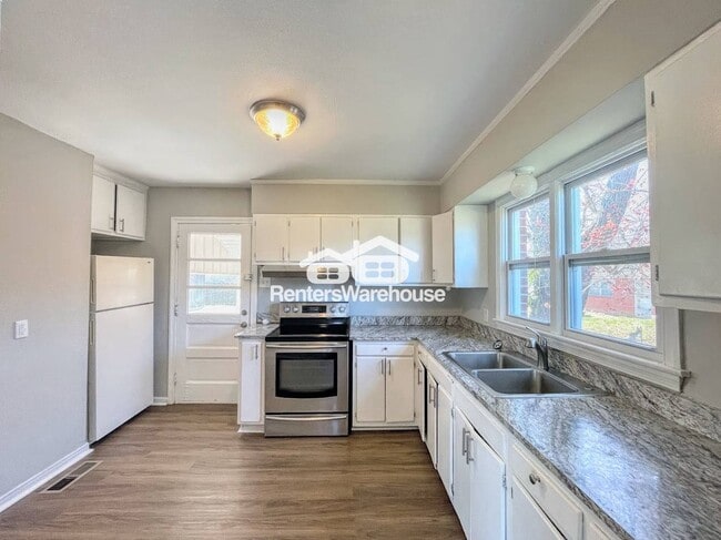 Building Photo - 1524 Hermitage Pl