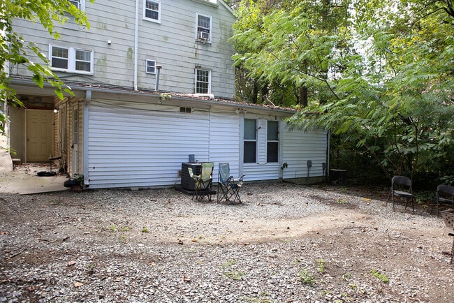 Building Photo - 1806 Walker Ave