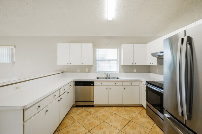 Foto del edificio - 6642 NW 42nd Ave
