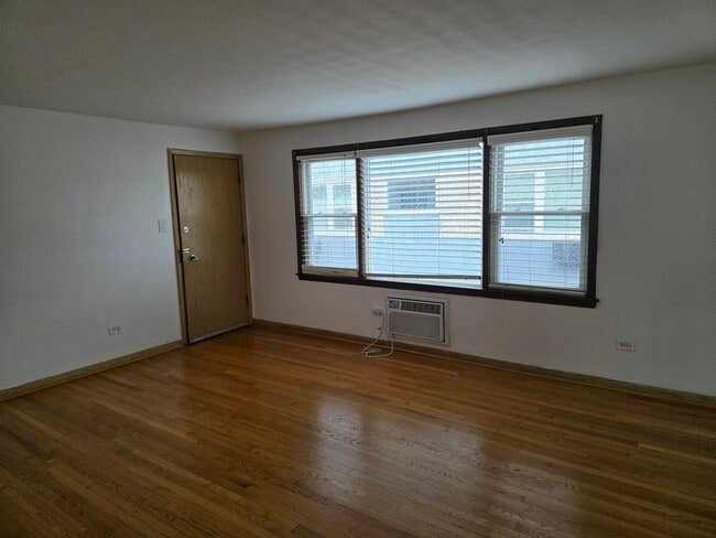 Foto del edificio - 10110 S Pulaski Rd