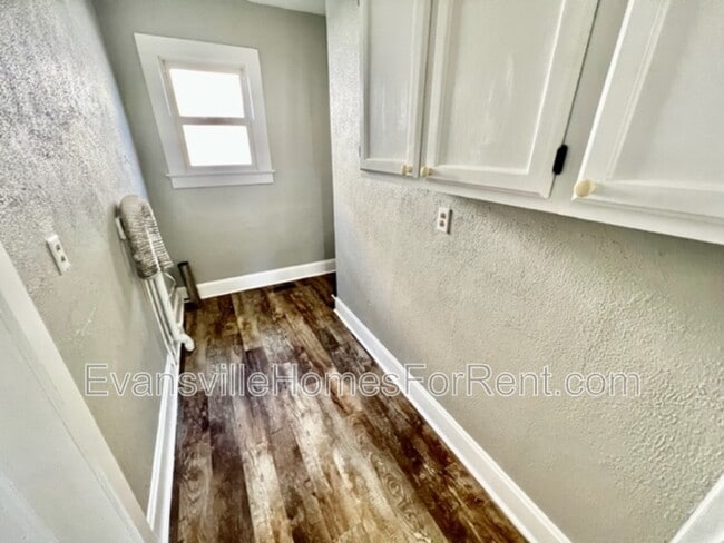 Foto del edificio - 405 N Morton Ave