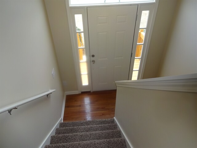 Building Photo - 6301 Fairoaks Pl