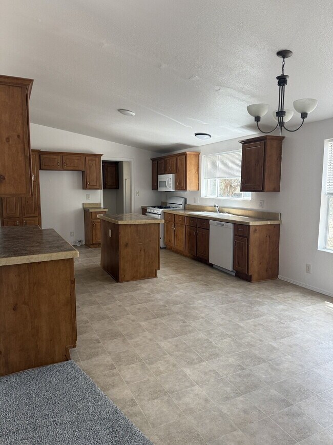 Foto del edificio - 841 S 11th Dr