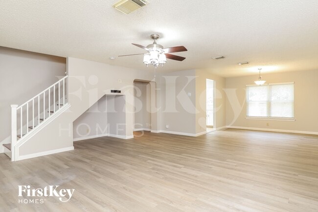 Building Photo - 12514 Redrock Oak