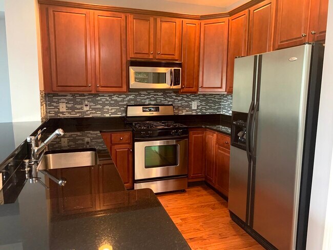 Foto del edificio - 84 Lyon Ct