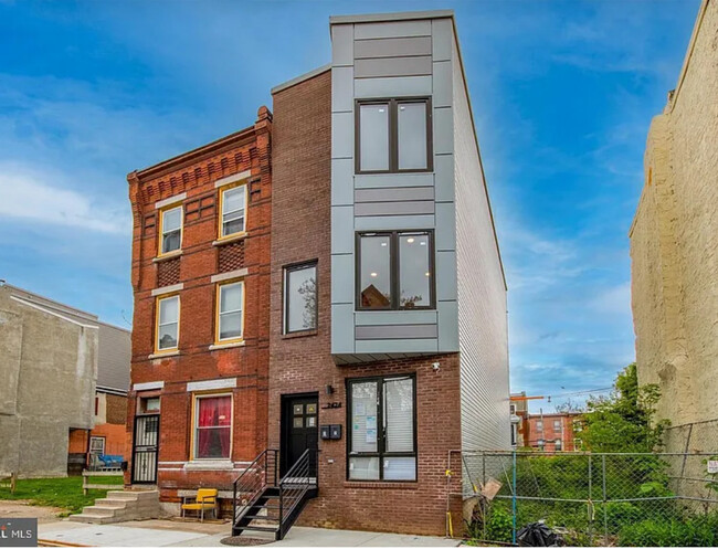 Foto del edificio - 2424 Nicholas St