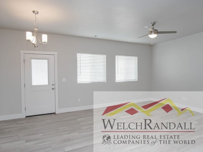 Foto del edificio - Live Comfortably in West Haven – Beautiful 3BR, 2.5BA Townhome for Rent!