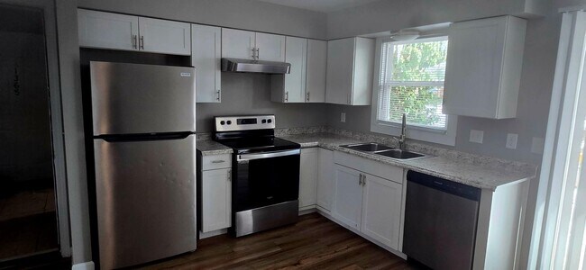 Foto del edificio - 1363 Vineland Ct SE