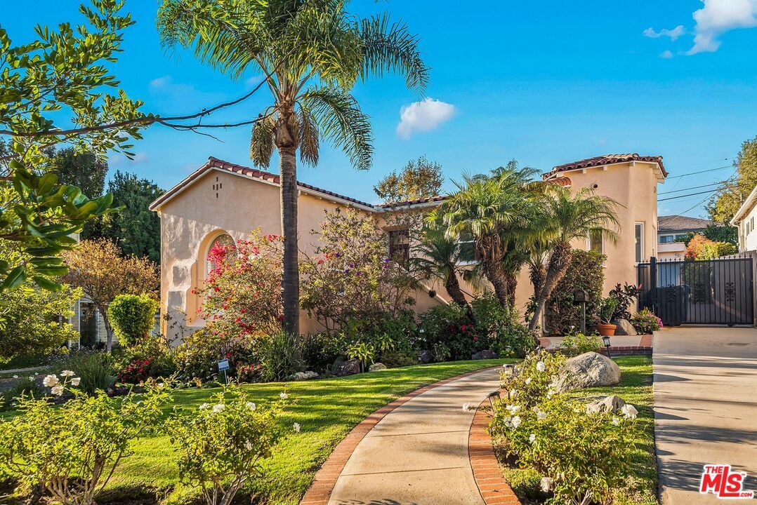 Foto principal - 10497 Kinnard Ave