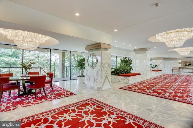 Foto del edificio - 1101 S Arlington Ridge Rd