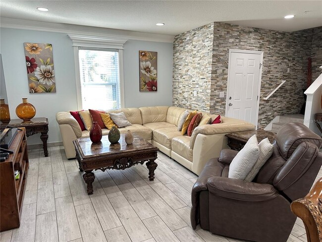 Foto del edificio - 4803 Apple Blossom Ln