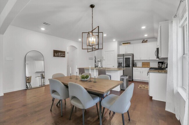 Building Photo - 1507 Fairweather Way