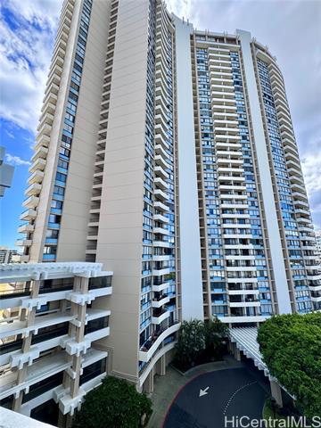 Building Photo - 2333 Kapiolani Blvd