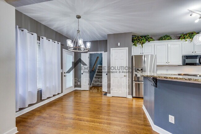 Foto del edificio - 1024 Belcor Dr