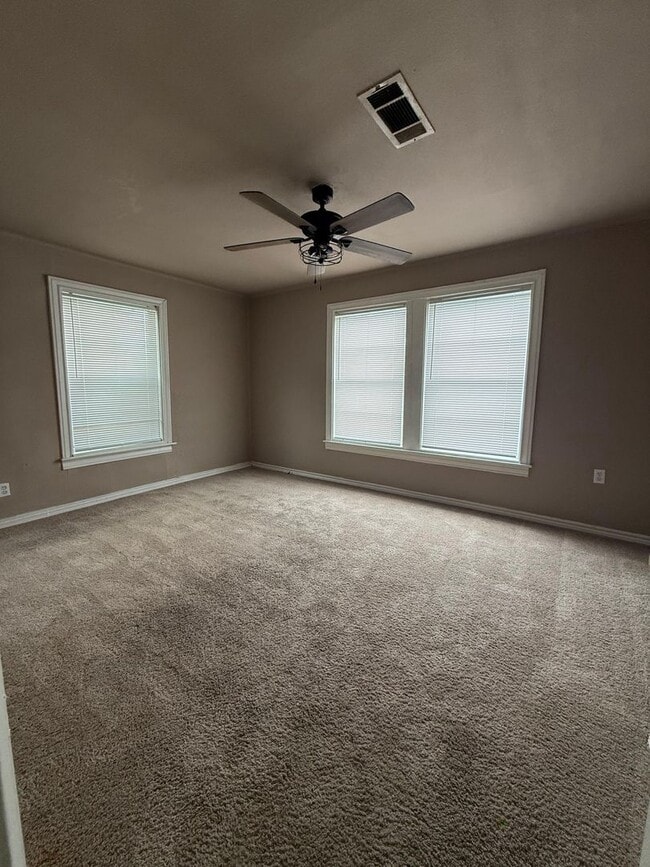 Building Photo - 6416 32nd St